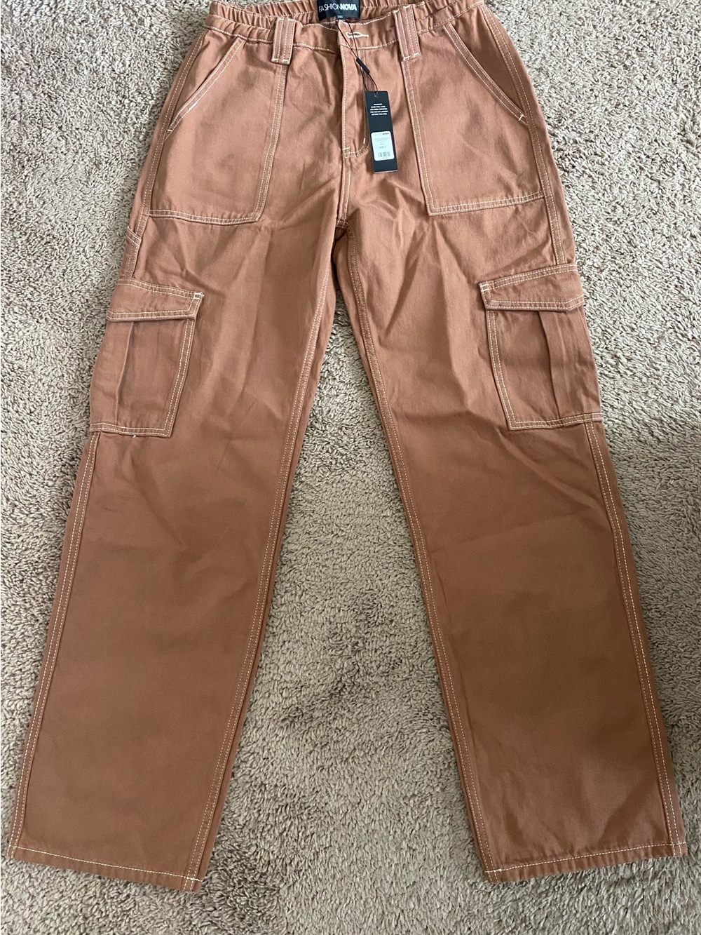 Fashion Nova Women's Cargo Pants in Rust